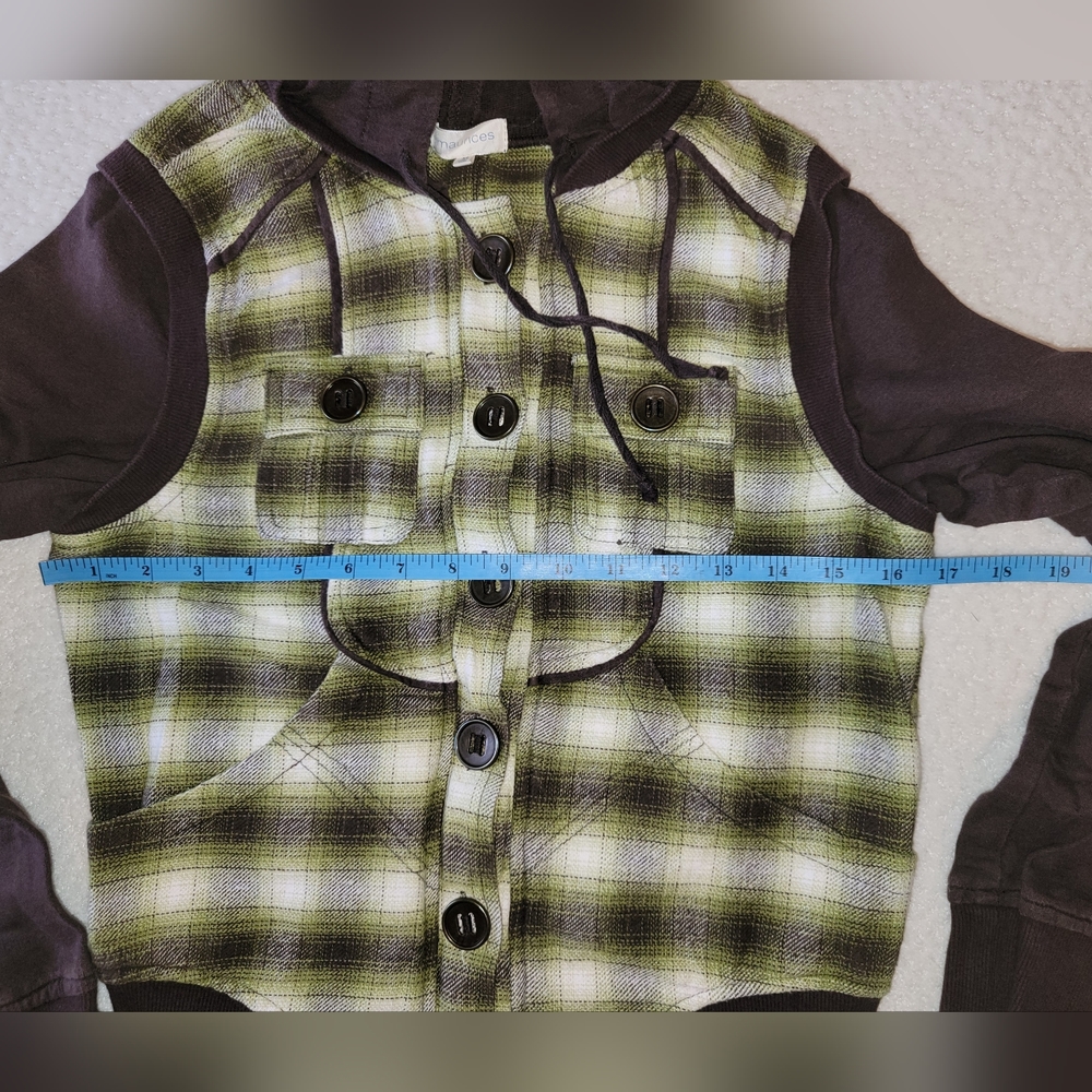 Maurices Button Up Top - Picture 7 of 8